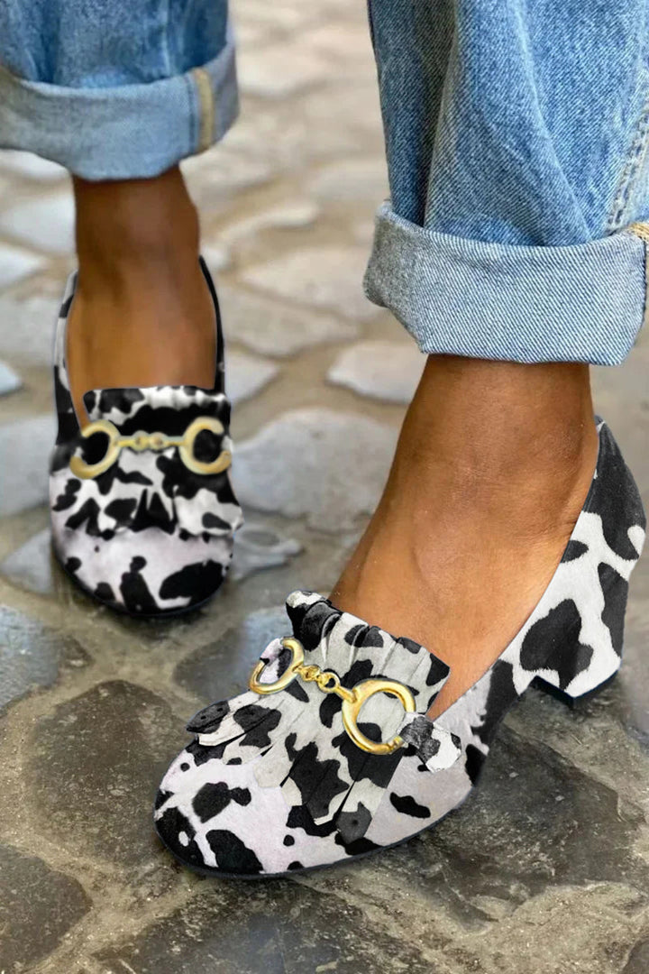 DECOLLETE WITH FRINGE DETAIL AND GOLD BUCKLE