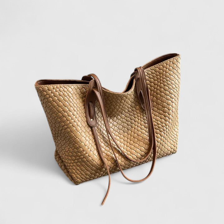 Clara | Chic Tote Bag